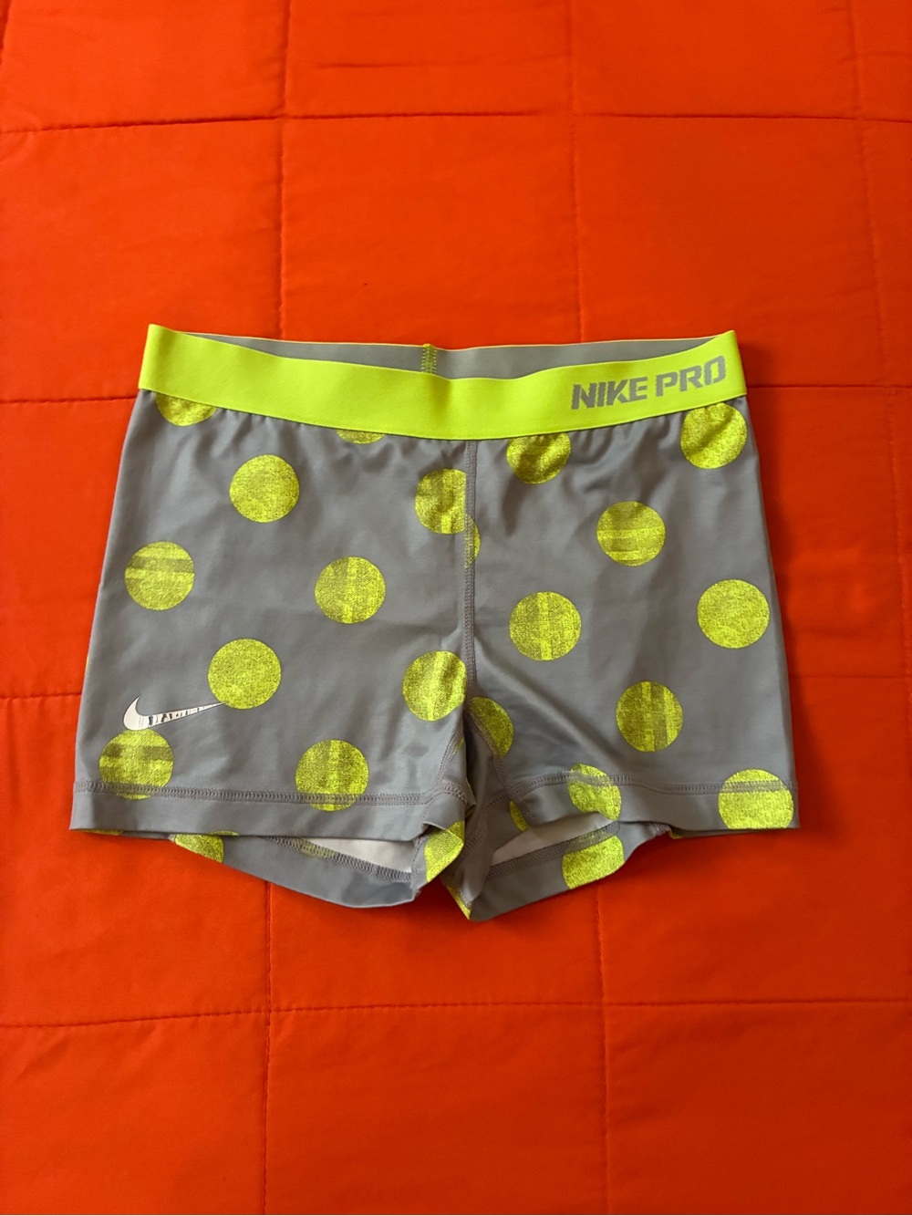 Nike Shorts Womens Medium Athletic Running & Gym Sportswear Casual